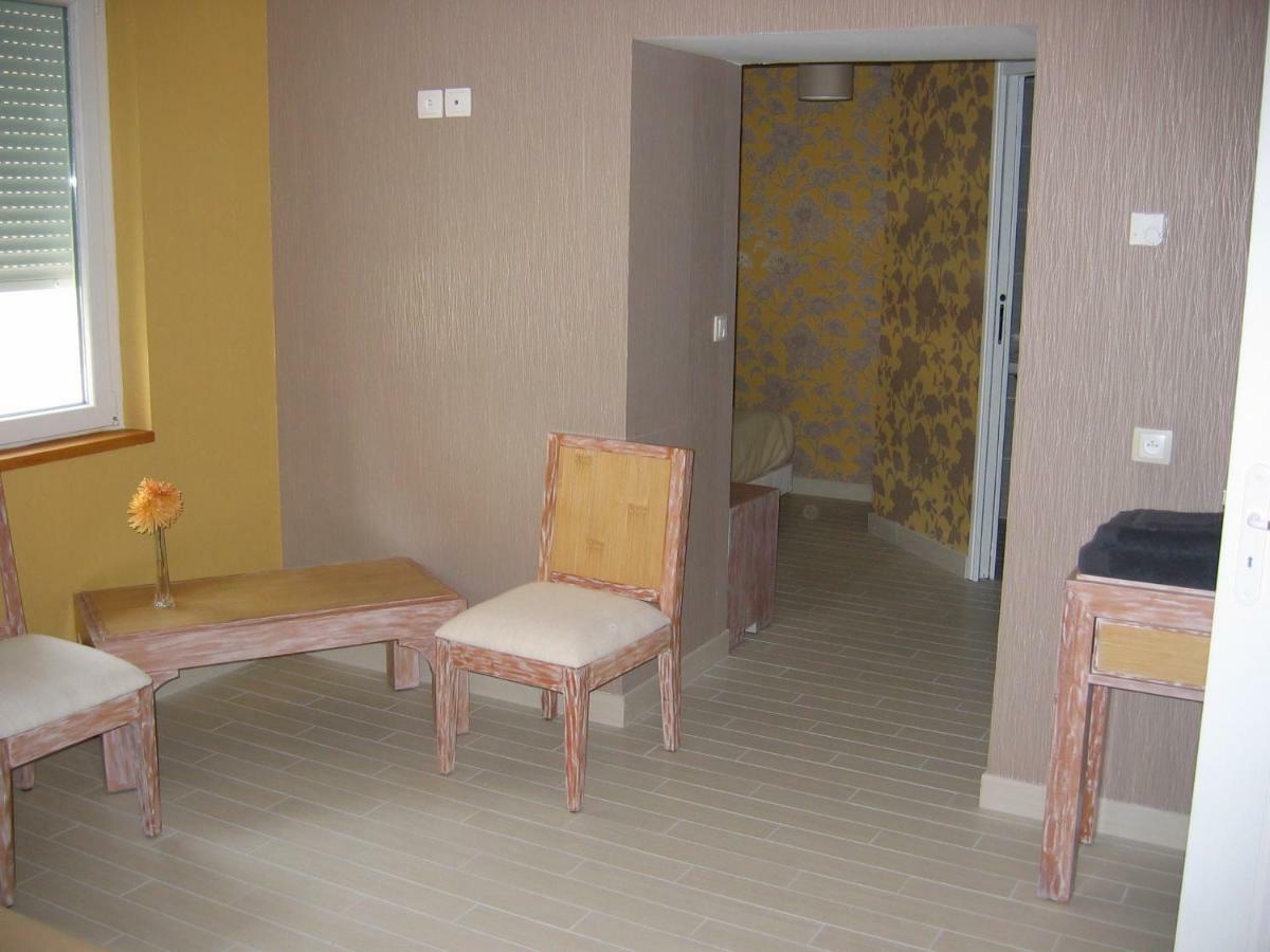 Champagne Et Chambres D'Hotes Pierre Trichet Trois-Puits Экстерьер фото